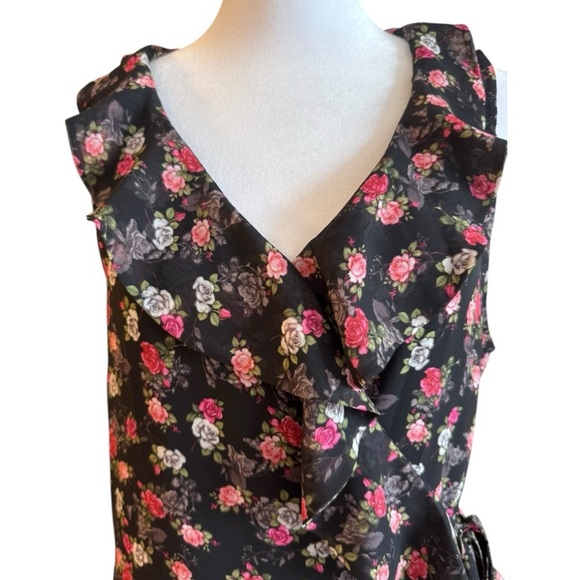 Guess Black Floral Ruffle Wrap Dress L Romantic Sleeveless V-neck Layered Hem - Picture 2 of 7